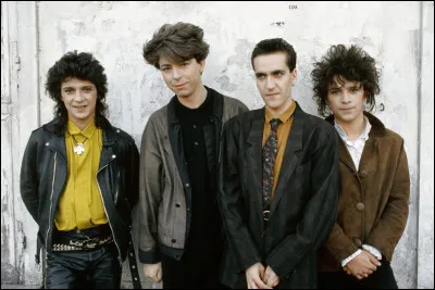 Complétez : 
"Et elles dansaient, samusaient elles voulaient."