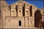 Ptra est le site archologique le plus connu de Jordanie. Capitale du royaume des Nabatens, elle est rpute pour :