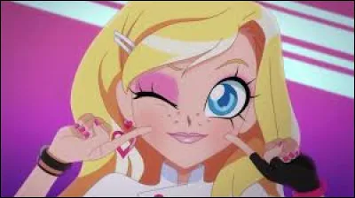 Avant de savoir qu'elle avait des pouvoirs magiques, quel métier faisait Iris ?