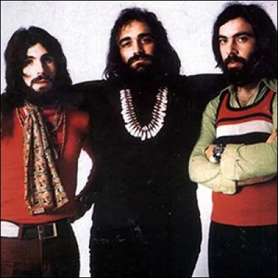 Nous parlions de Grecs (en Q 6) : tiens, les voilà qui rappliquent !