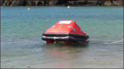 Un canot de sauvetage auto-gonflable. Dans quelle catégorie ?