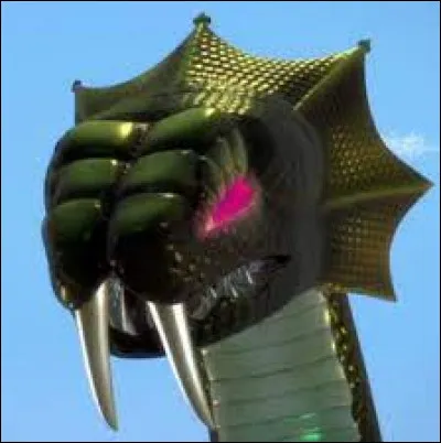 Quand il était plus jeune, le grand dévoreur a mordu quelquun.
Qui est cette personne ?