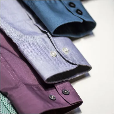 Quelle était la couleur des chemises des adhérents à la milice fasciste de Mussolini ?