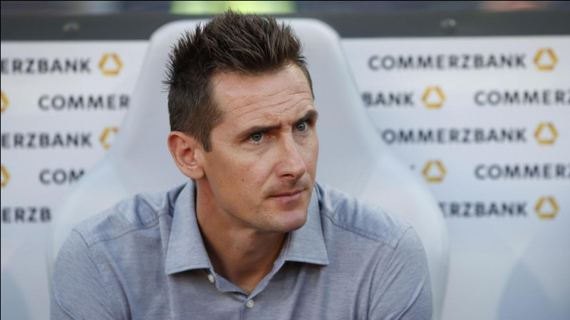 Dans quel sport s'est illustré l'allemand Miroslav Klose ?