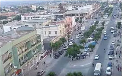 La ville de Nampula se situe-t-elle au Portugal ?