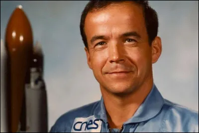 En 1985, j'embarque à bord de la navette Discovery pour une mission franco-américaine de sept jours.
Je m'appelle...