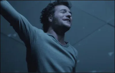 Comment s’appelle ce clip d’Amir ?