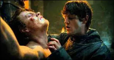 Comment est-il décrit par ses supérieurs ?