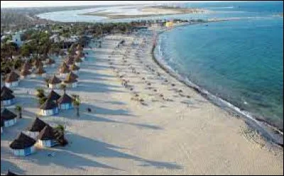 Où se situe l'île de Djerba ?