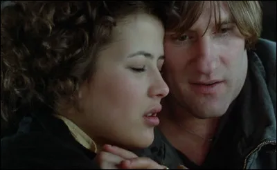 Quel est ce film réunissant Sandrine Bonnaire, Sophie Marceau et Gérard Depardieu en 1985 ?