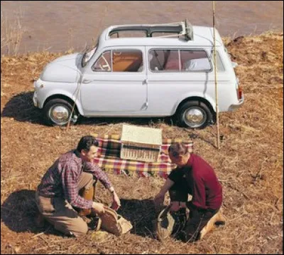 Dérivé de la Fiat 500 quel est ce petit break décapotable commercialisé dans les années 60 ?