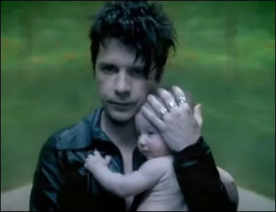 Quel groupe a interprété la chanson ''J'ai demandé à la Lune" en 2002 ?