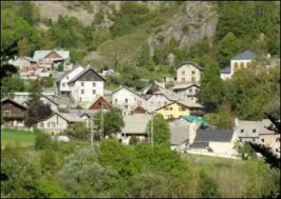 Nous terminons notre balade en région P.A.C.A, à Villar-Loubière. Petit village de 42 habitants, dans la Communauté de communes Champsaur-Valgaudemar, il se situe dans le département ...