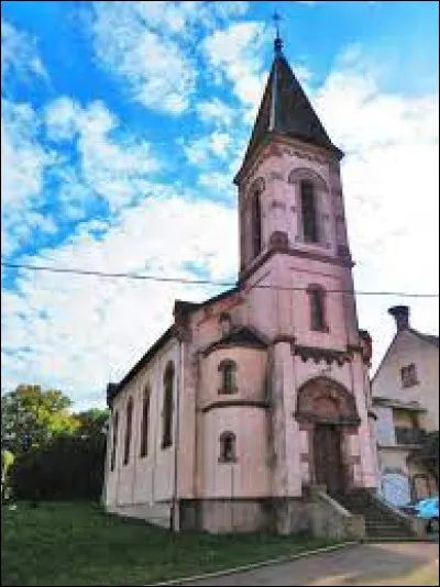 Nous sommes en Moselle devant l'église luthérienne de Vibersviller. Nous sommes dans l'ancienne région ...