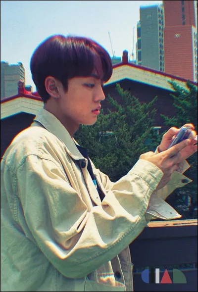 Quel membre de A.C.E &eacute;tait dans le groupe temporaire UNB ?