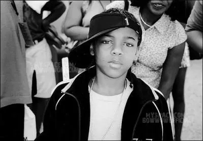 En quelle anne dbute sa carrire d'acteur ?