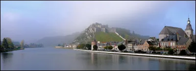 Quel est le synonyme de patibule ?