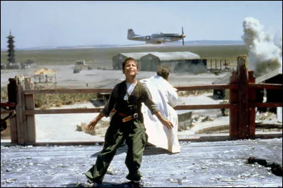 "Empire du Soleil", film inspiré du roman autobiographique de J. G. Ballard, est un film réalisé en 1987 par ...