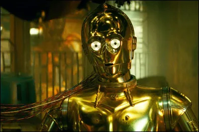 Quel acteur se cache sous l'armure de l'androïde C-3PO dans la saga "Star Wars" ?