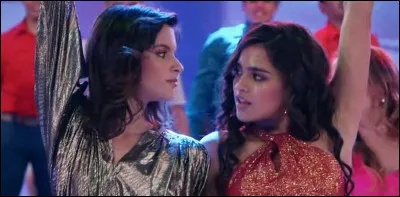 Qui est l'ennemie de Gloria ?