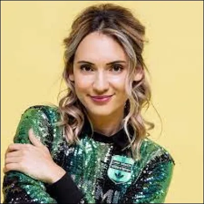 Qui est cette femme ?