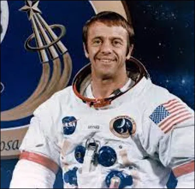 Je suis également connu pour être le premier Américain à voyager dans l'espace en 1961 !