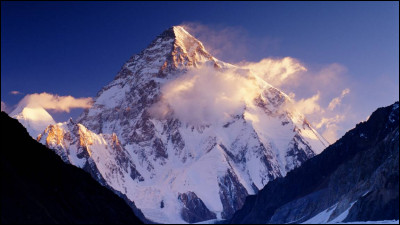 Quel est le deuxième plus haut sommet du monde ?
