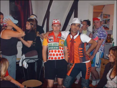 Est-ce que tes parents ont déjà sorti une blague coquine pendant une soirée avec des amis ?