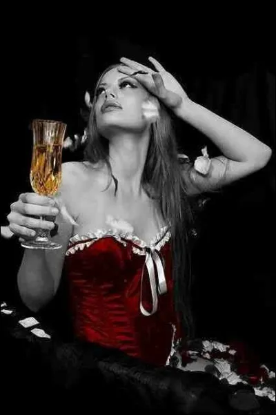 Derrière quoi se le jette-t-on quand on prend un verre ?