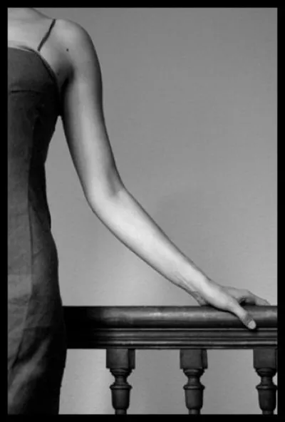 Dans le film "Bonnie and Clyde", que porte Bonnie, sur la tête ?