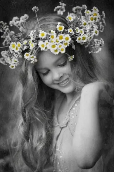 Mais quand elle veut être la plus belle, de quelle robe rêve-t-elle pour aller danser ?