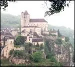 Quelle rivire est surplombe par le beau village de Saint-Cirq-Lapopie ?