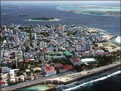 De quel pays la ville de Malé est-elle la capitale ?