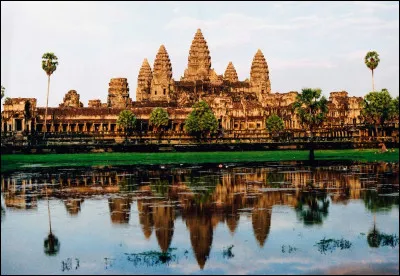 En quelle année le site dAngkor Wat a-t-il été classé au patrimoine mondial de lUNESCO ?