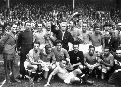 Qui a remporté la Coupe du monde de football 1938 ?