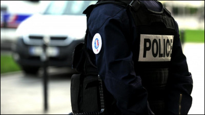 Les femmes n'ont pas le droit de faire le m&eacute;tier de pompier ou de policier en France. Pourquoi ?