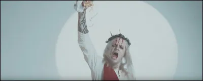 Complétez : 
"Du Hundesohn, mach nicht auf..."