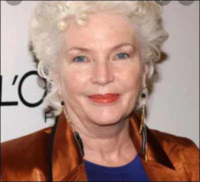 Dans le tout premier épisode de la saison 1, quel était le métier de la voisine de Gortimer avant de devenir aveugle ?