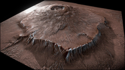 Le plus grand volcan du Système solaire se situe sur la planète Mars. Savez-vous son nom ?