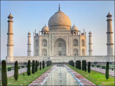Dernière question ! Ce mausolée d'Inde est certainement connu de tous à ce jour, car il s'agit du...