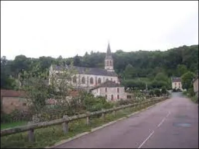 Nous sommes en Bourgogne-Franche-Comté, à La Comelle. Commune de l'arrondissement d'Autun, elle se situe dans le département ...