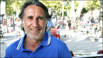 Cyril Neveu est connu pour &ecirc;tre pilote de...