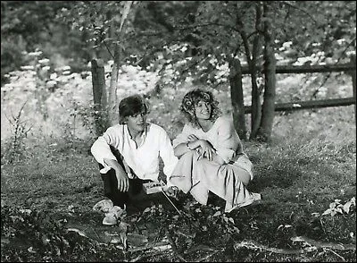 Dans "Les Quarantièmes rugissants", film de Christian de Chalonge, sorti en 1982, quelle actrice joue Catherine Dantec, épouse de Jacques Perrin ?