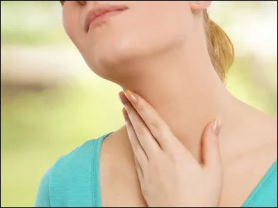 Selon l'expression française, qu'a-t-on dans la gorge ?