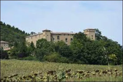 Je vous propose de repartir en Occitanie, cette fois à la découverte du château de La Serpent. Commune de l'arrondissement de Limoux, elle se situe dans le département ...