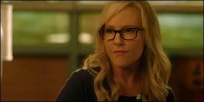 Avec qui Linda Martin va-t-elle avoir un fils ?