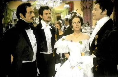 Quelle actrice &eacute;tait Mathilde de La M&ocirc;le dans "le Rouge et le Noir" de Claude Autant-Lara ?