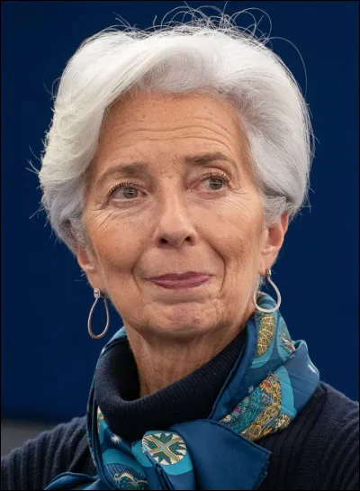 Qui est cette haute fonctionnaire et femme politique française, ancienne directrice générale du FMI, puis présidente de la Banque centrale européenne depuis le 1er novembre 2019 ?