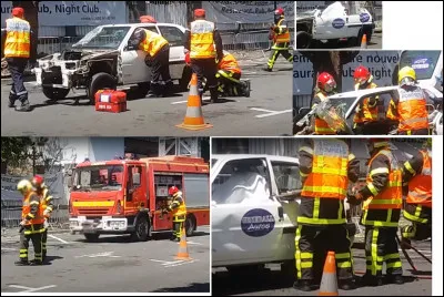 Puis les pompiers interviennent pour un accident de la route mais le conducteur de la voiture accident&eacute;e est coinc&eacute; &agrave; l'int&eacute;rieur ! Les soldats du feu proc&egrave;dent &agrave; son extraction gr&acirc;ce &agrave;...