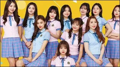 Comment s'appelle l'ancien groupe de Somi et quel âge avait-elle quand le groupe s'est créé (en 2016) ?